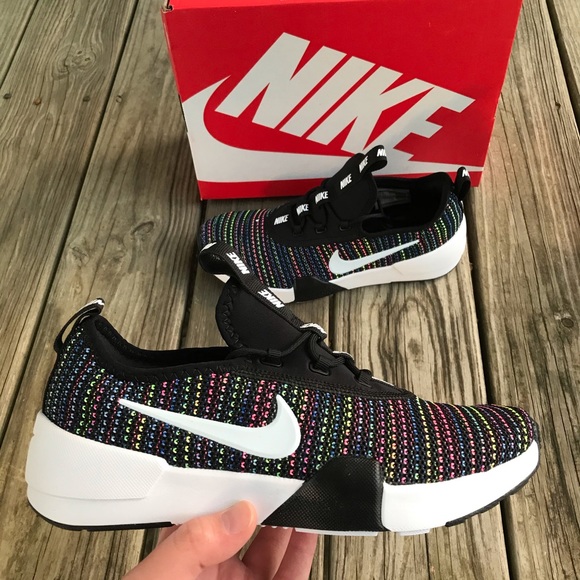 nike ashin modern se women's